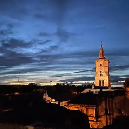 Insolite -la Tour Des Templiers- * Montfrin