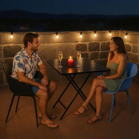 Insolite -la Tour Des Templiers- Apartment
